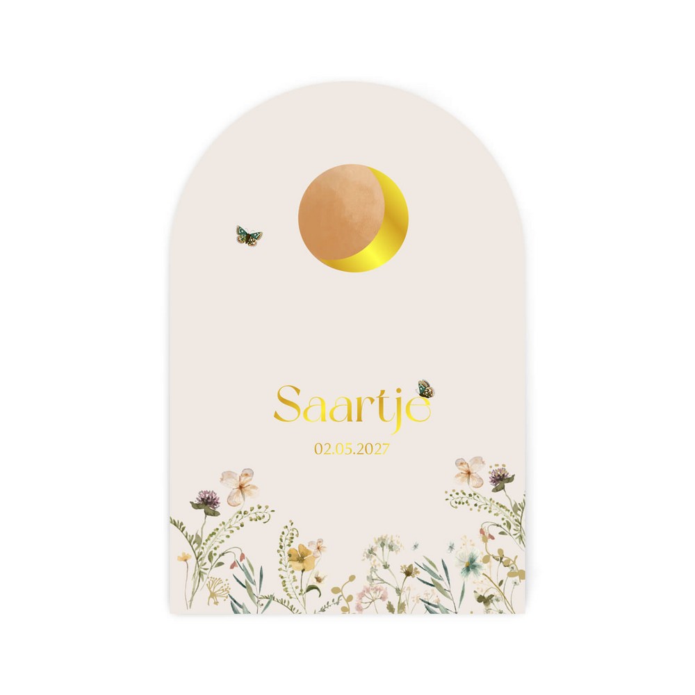 Geboortekaartje meisje met goudfolie maan en lieve bloemen in een aparte boogvorm - Saartje