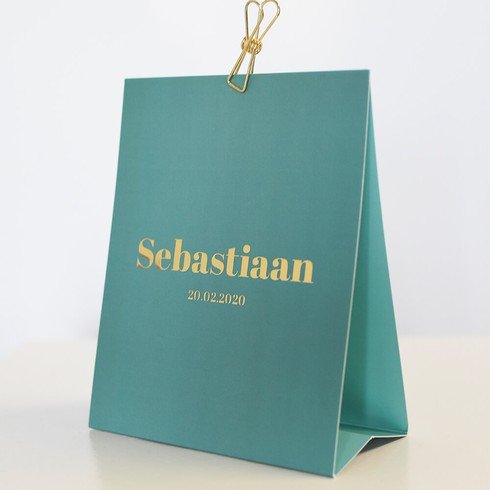 Typografisch tentkaartje in trendy blauwe kleur met goudfolie - Sebastiaan