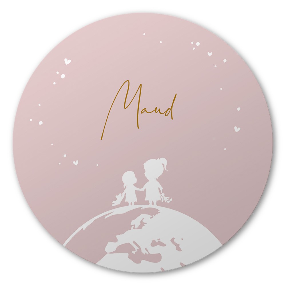 Ronde raamsticker met zusjes op wereldbol 60x60 - Maud