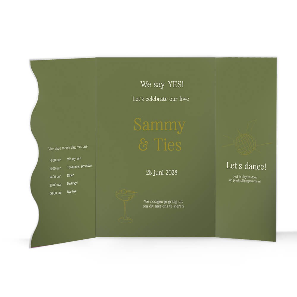 Luxe trouwkaart in een bijzondere vorm met strepen, goudfolie en modern groen